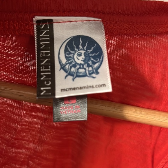 Red tee shirt. Sun & moon. Mcmenamins. Large - Picture 3 of 4